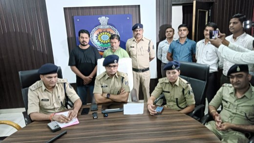  अंतराष्ट्रीय मानव तस्करी एवं धोखाधडी के 3 आरोपियों को दुर्ग पुलिस ने मुंबई से किया गिरफ्तार