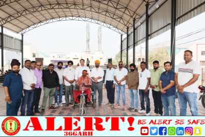  मानवीय पहल: दिव्यांग उमेश साहू को सर्व समाज कल्याण समिति ने भेंट की ट्राईसाइकल